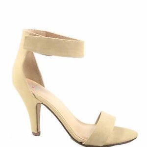Delicious Rosela Beige Ankle Strap Heels Size 10 - NWOB